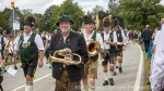Gaufest_Aschau2024_Festzug_MG_4441_UlliHWoifeGasser_MedRes